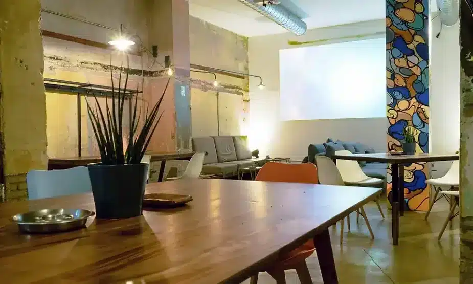 Asociación cannabica bada bing club 2 Asociación cannabica bada bing club cannabis club Girona – entry pass