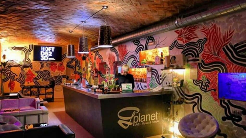 Asociación Cannabica El Rancho Verde Social Club 2 Asociación Cannabica El Rancho Verde Social Club cannabis club Girona – entry pass