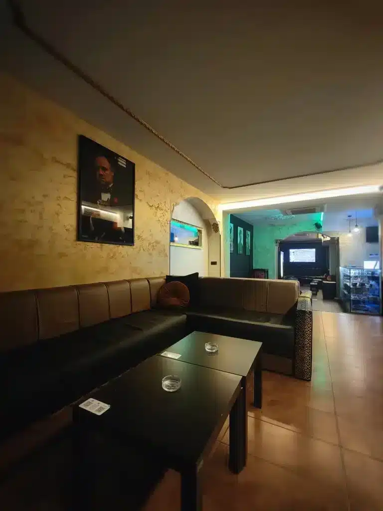 Kush Weed Coffeeshop | Asociación de Cannabis en Barcelona 2 Kush Weed Coffeeshop | Asociación de Cannabis en Barcelona cannabis club Castellón – entry pass