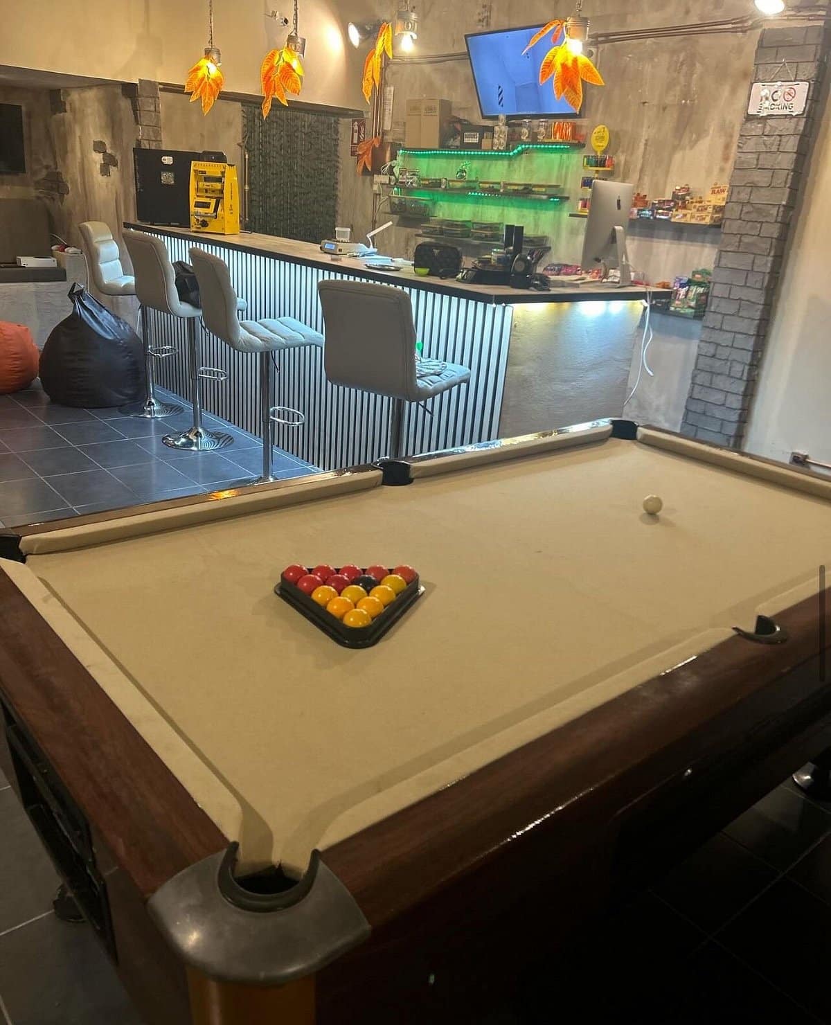 AM17 Private Lounge – Exclusive Members-Only Club in Tenerife 3 AM17 Private Lounge – Exclusive Members-Only Club in Tenerife cannabis club – entry pass