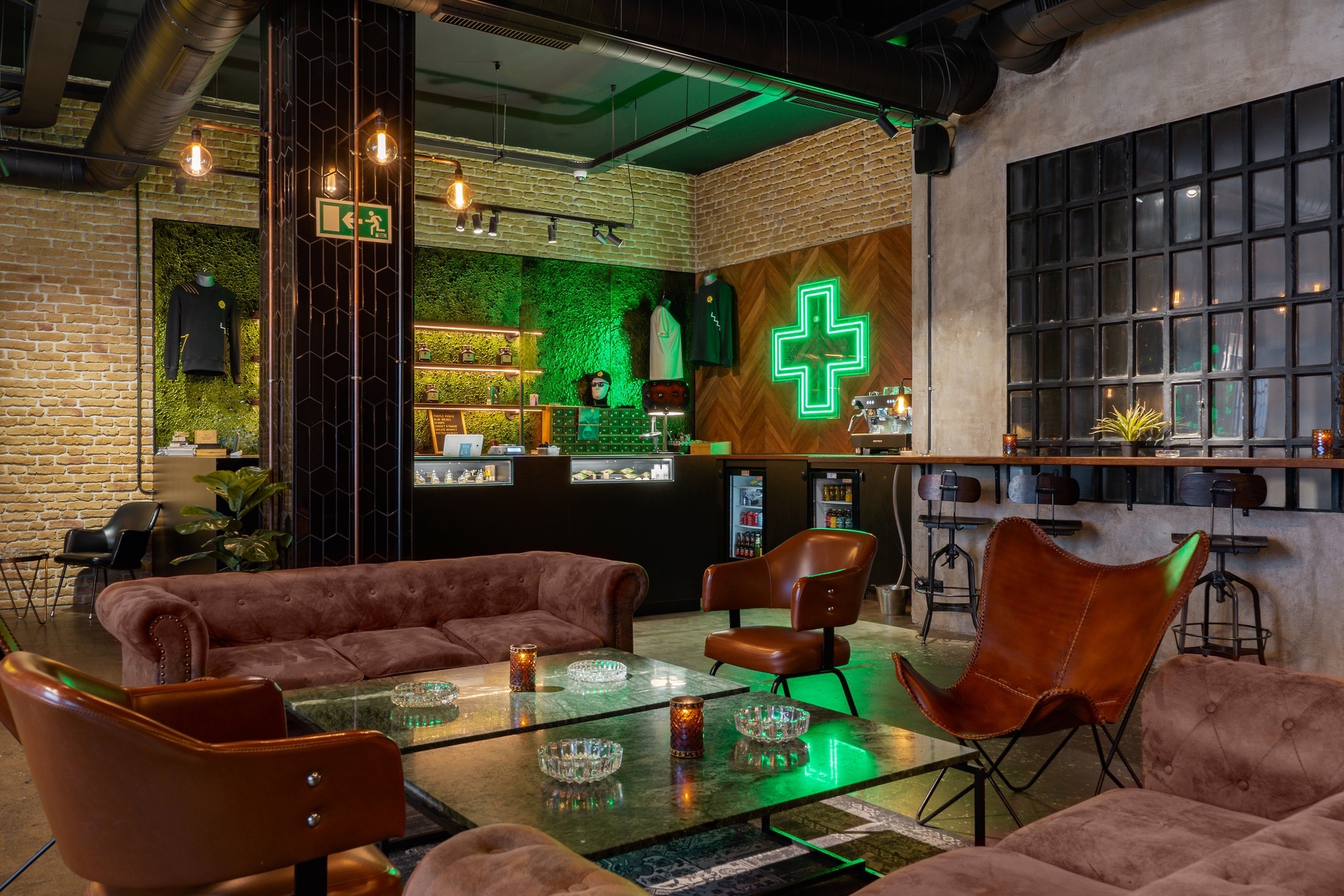THE CANNABIS SHOP 3 THE CANNABIS SHOP cannabis club Sitges – entry pass