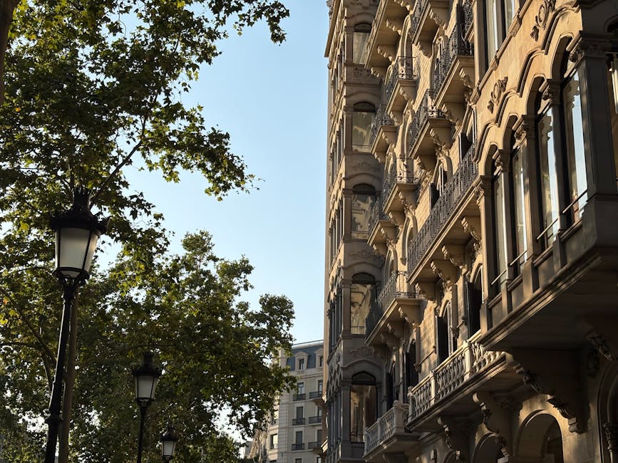 How to Get Into Cannabis Clubs in Barcelona as a Tourist (2025)